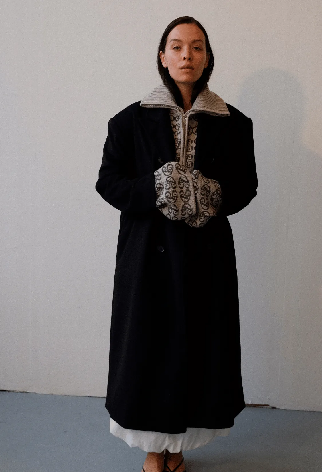 Commonplace Essentials - Chroma Coat Black