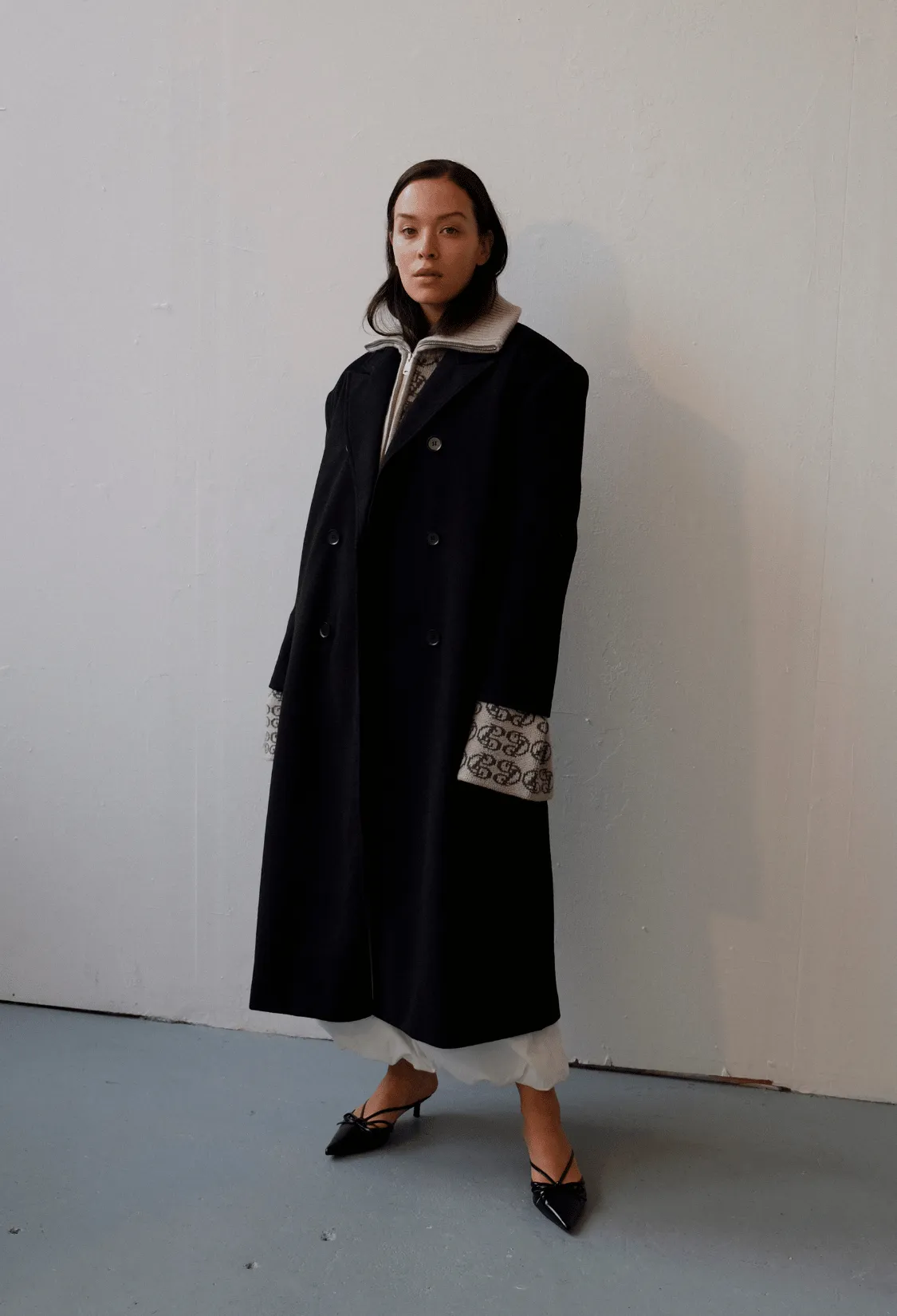 Commonplace Essentials - Chroma Coat Black
