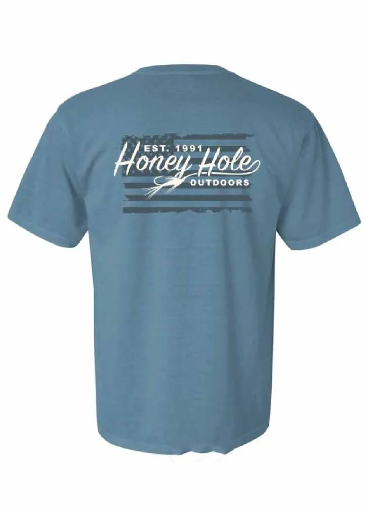 Fly Flag SS by Honey Hole Outdoors