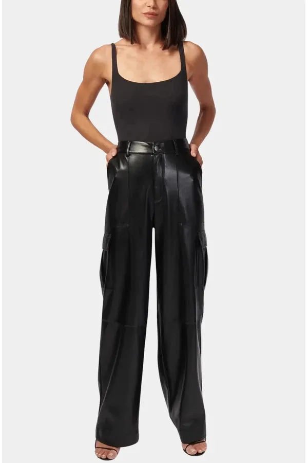 Shelly Pant