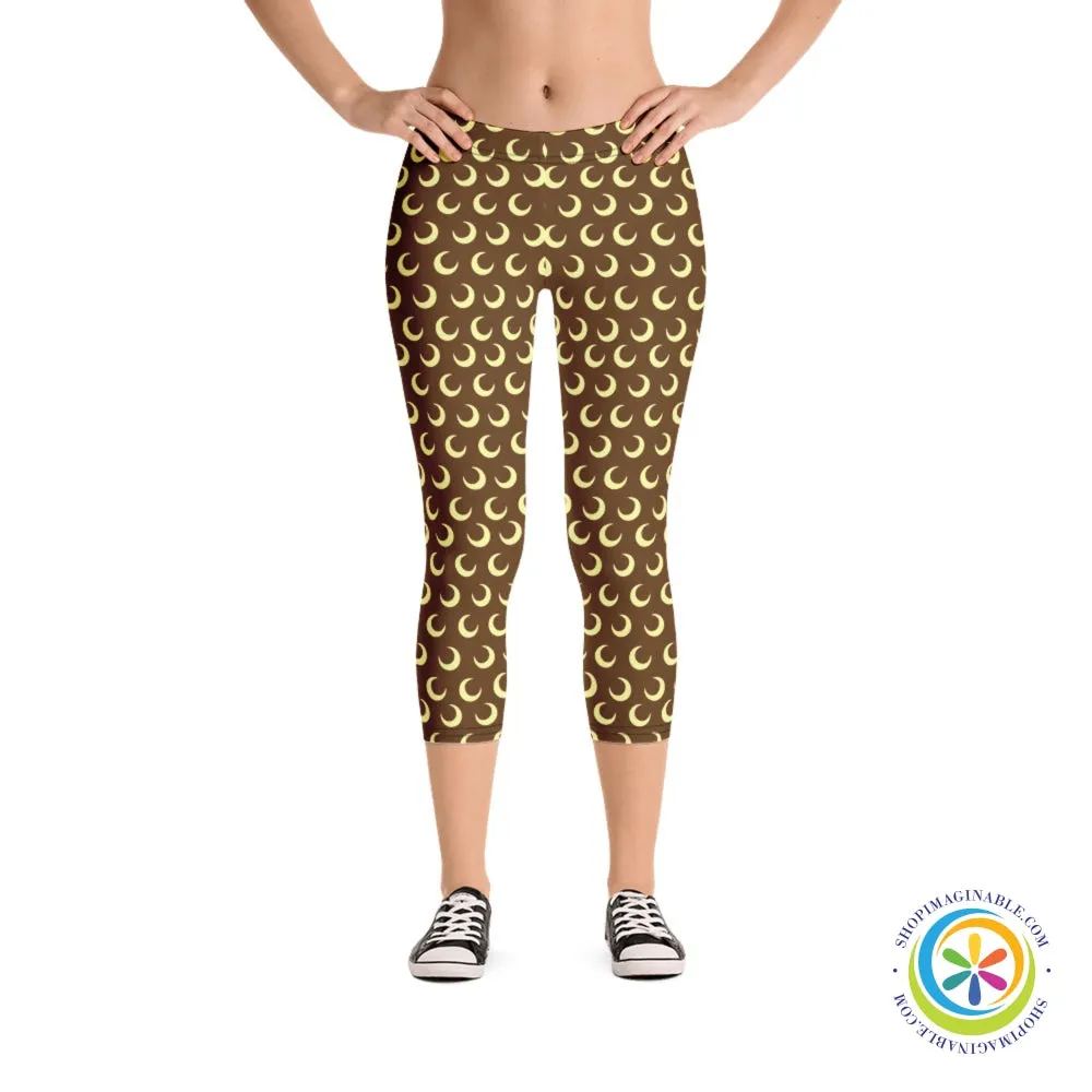 Signature Crescent Moon Capri Leggings