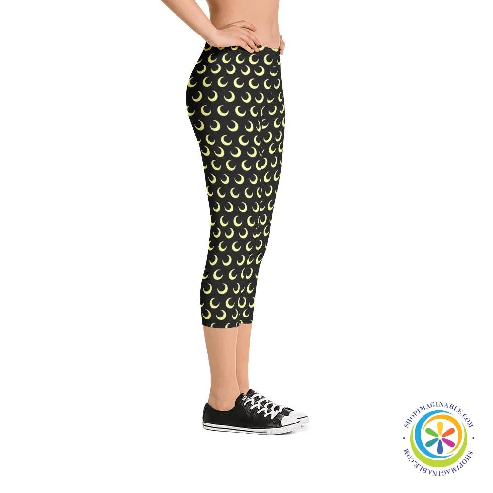 Signature Crescent Moon Capri Leggings