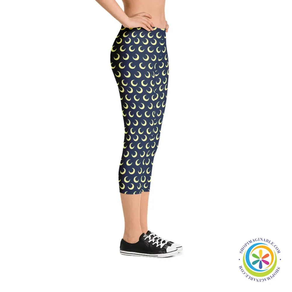 Signature Crescent Moon Capri Leggings