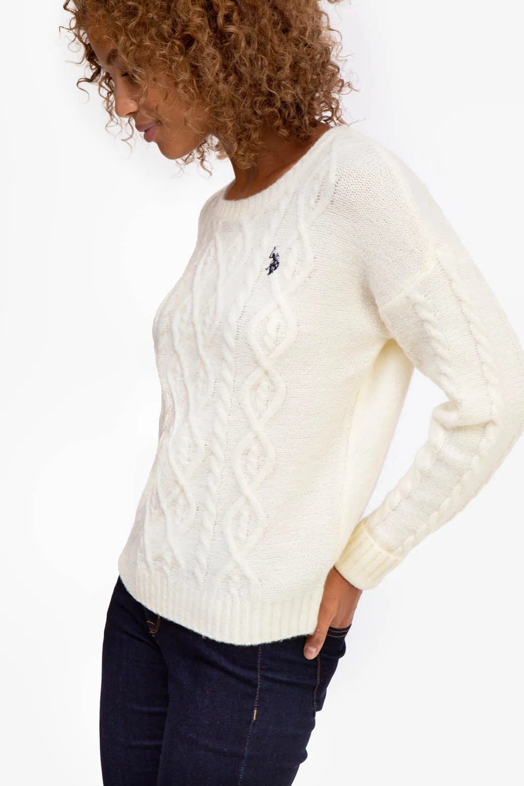 SOFT CABLE CREW NECK SWEATER
