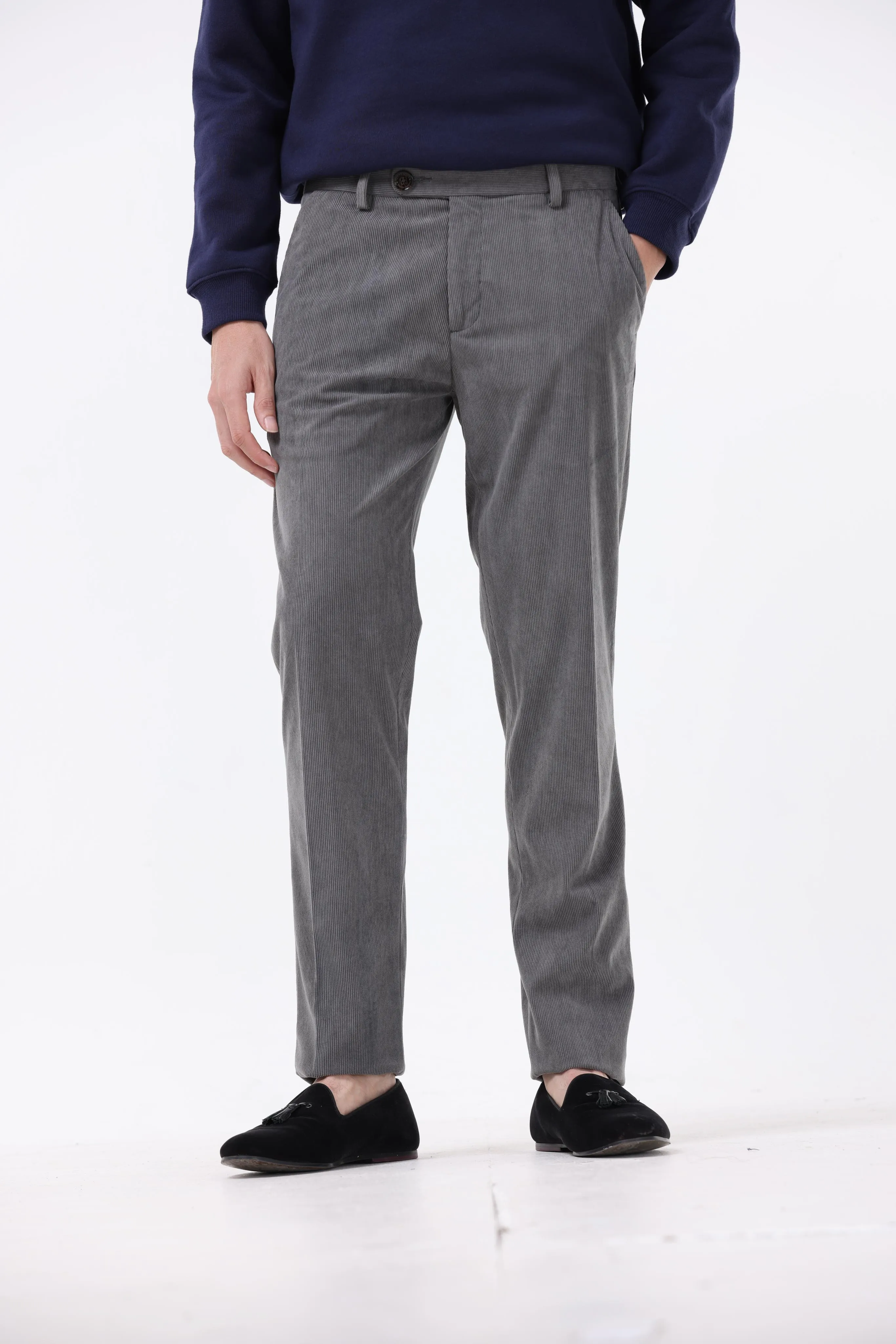 STATEMENT CORDUROY TROUSERS IN GREY