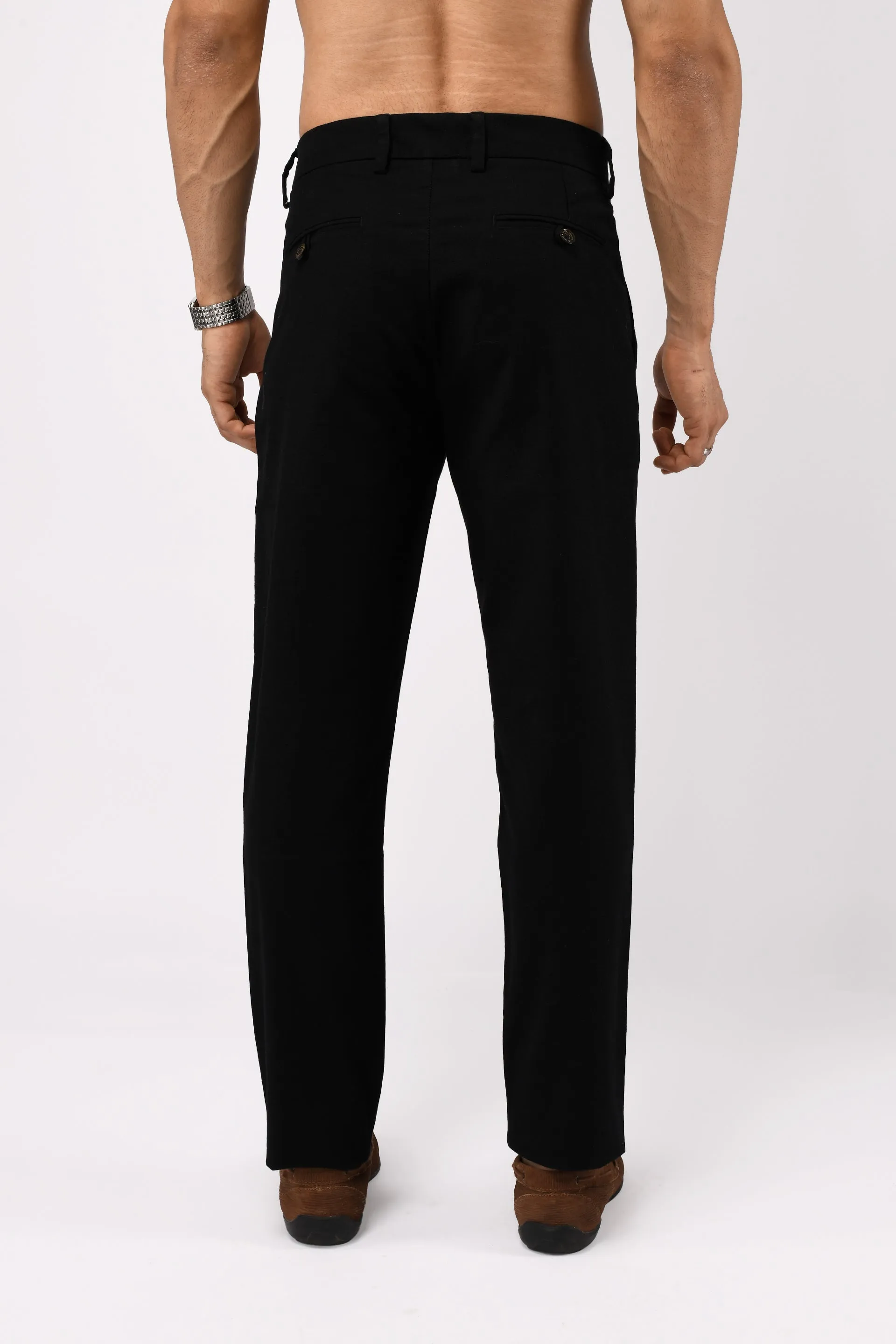 TIMELESS COTTON CHINOS- LINEN FEELS IN BLACK