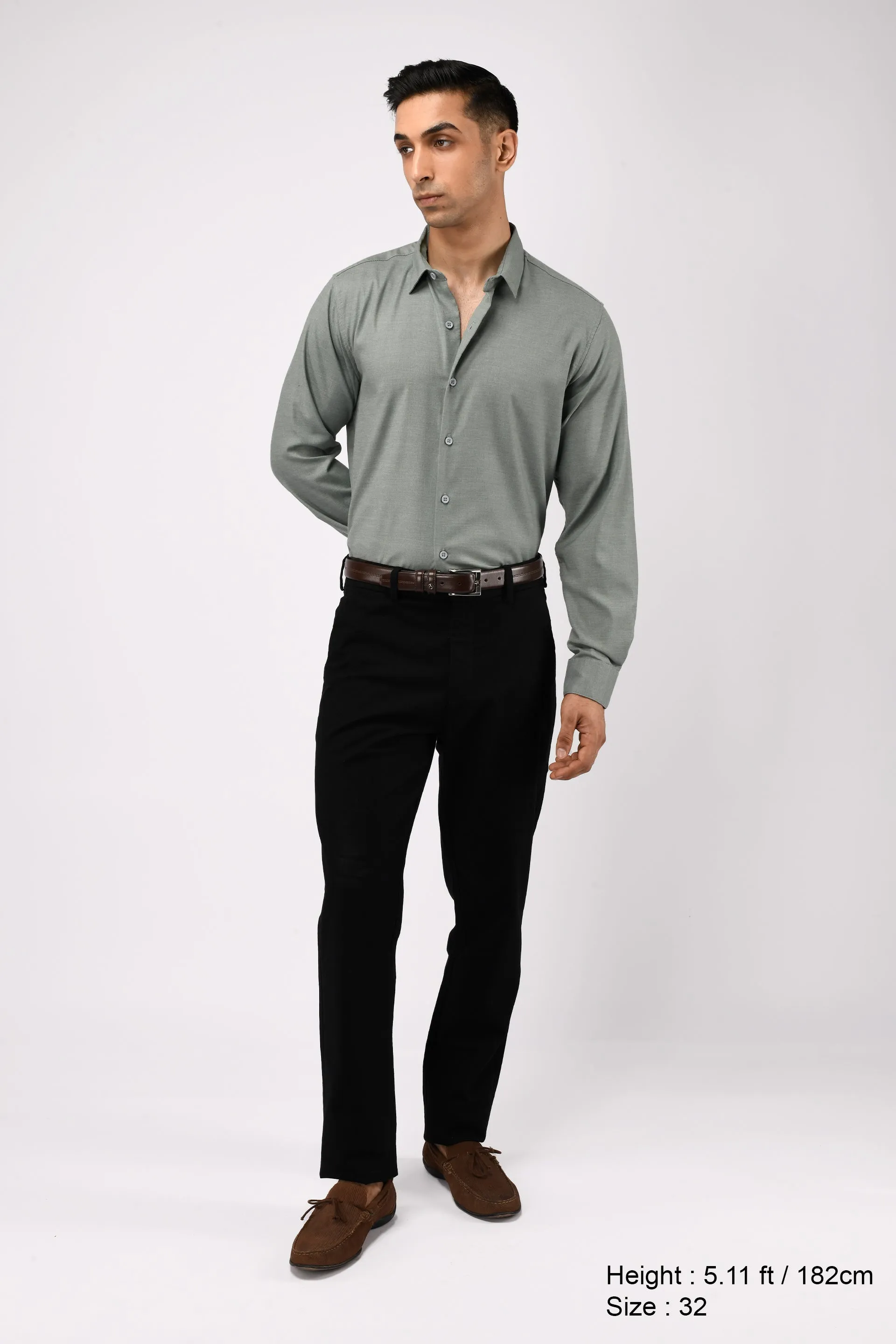 TIMELESS COTTON CHINOS- LINEN FEELS IN BLACK